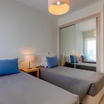 Two Bedroom Apartment In Albur Village 2Q