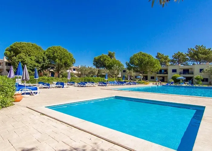 Apartamento Clube Da Bemposta Com Piscina
