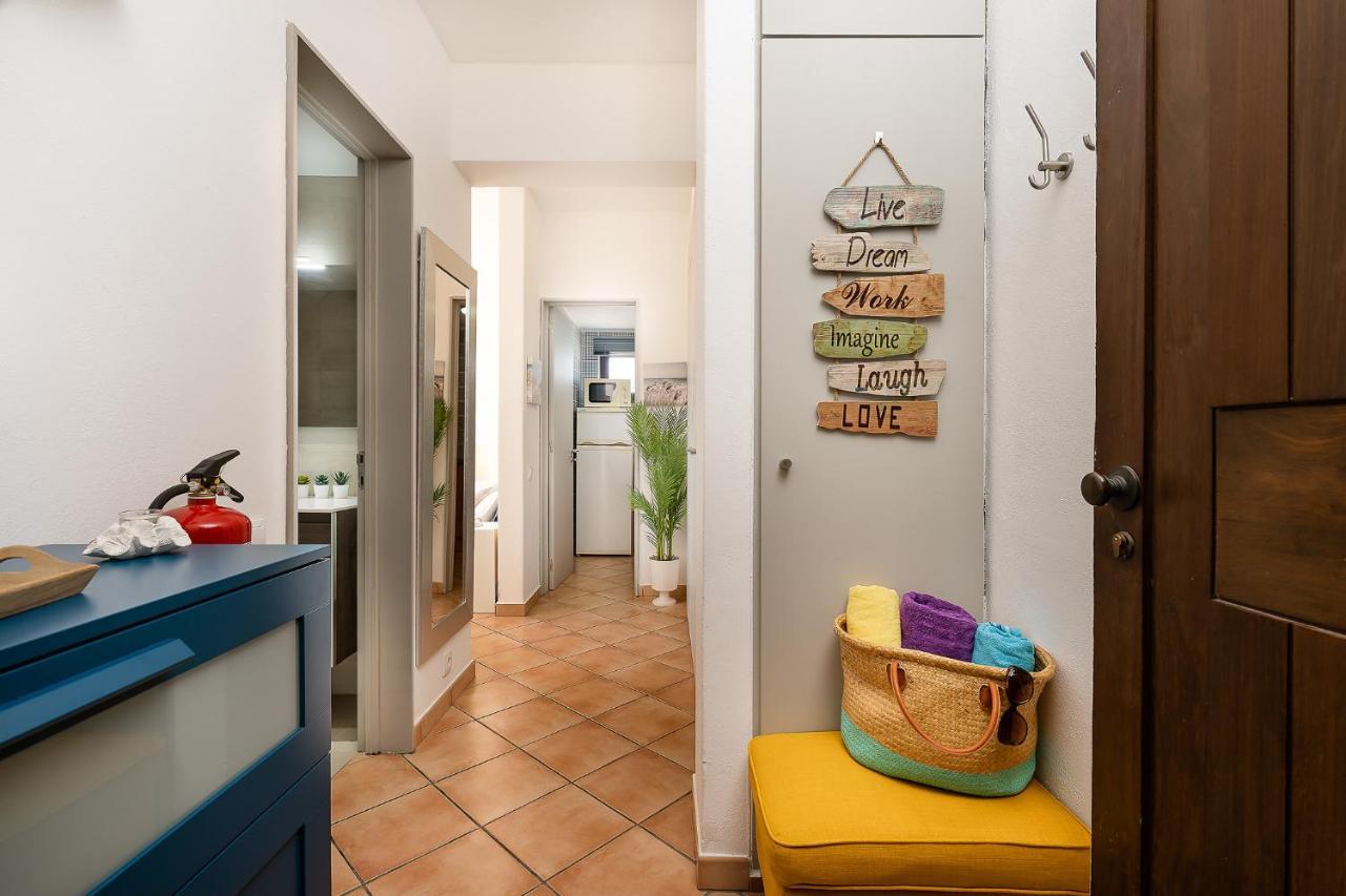 Apartment Beachfront Relax By Real Life Concierge