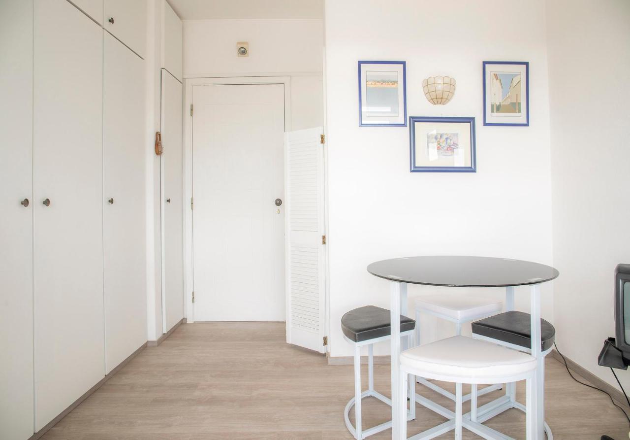Apartment A28 - The Sea Wink Studio