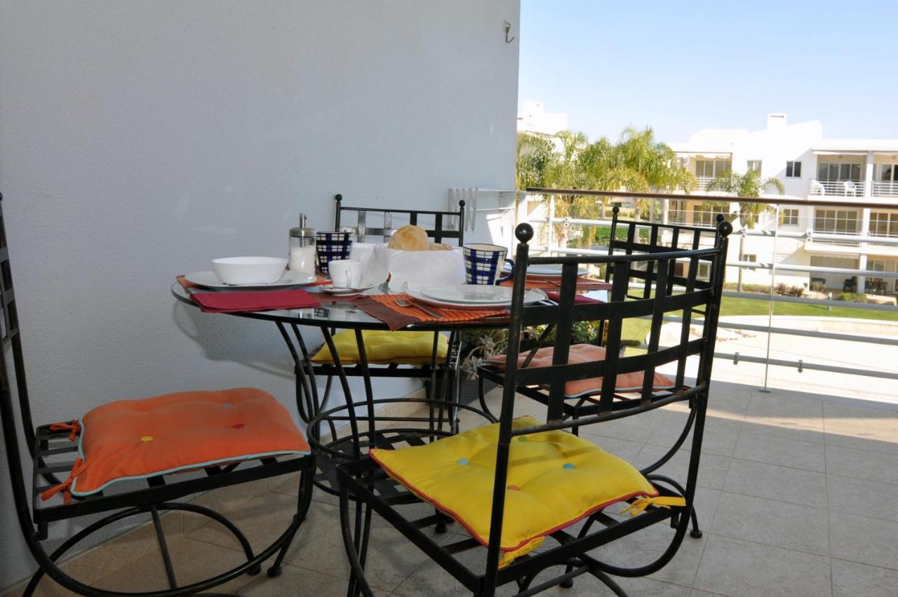 Sea And Pool At Da Apartment Alvor