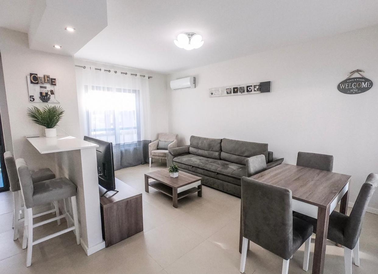 Apartment Family Albur Village Ii
