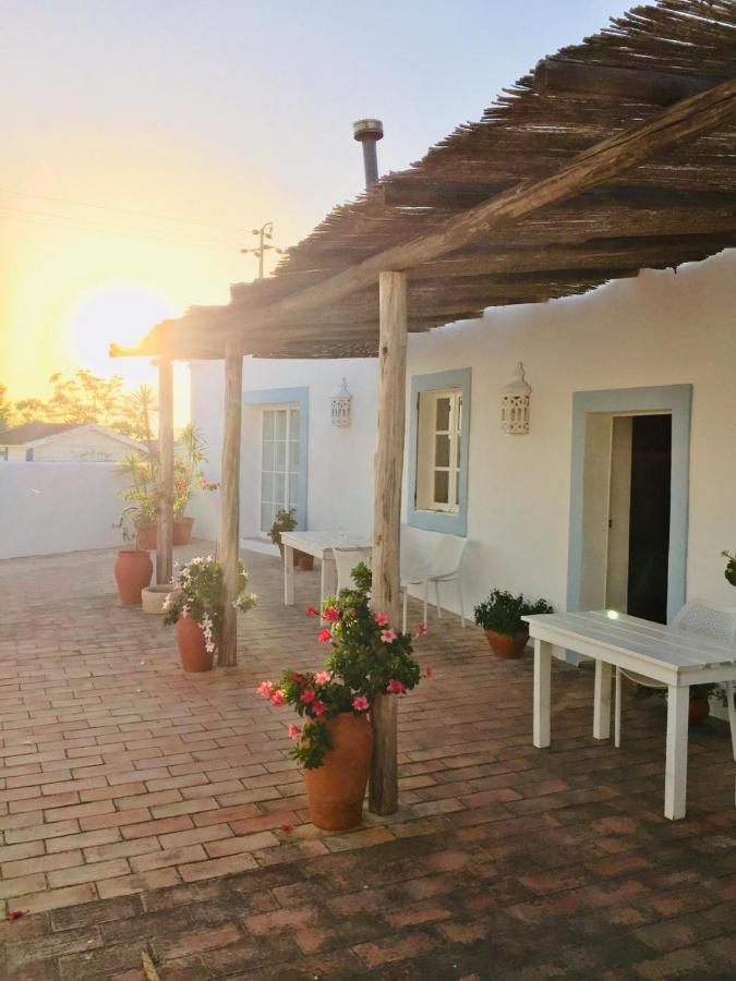 Casa Largo Do Poço Alojamento de Acomodação e Pequeno-almoço *
