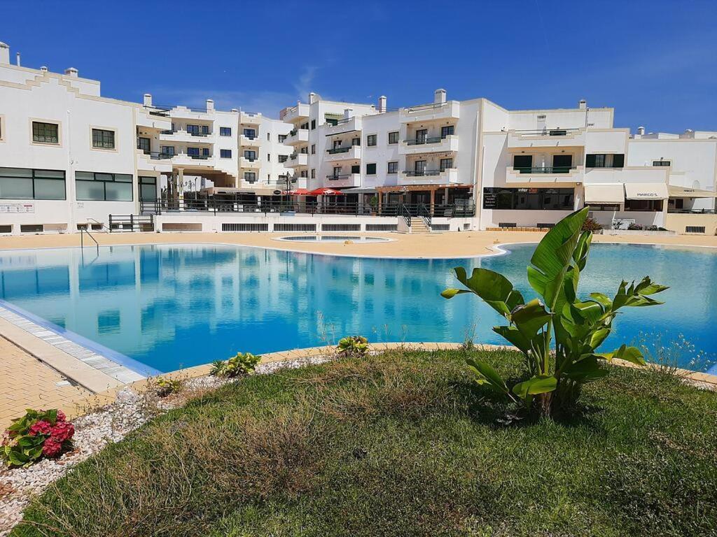 Apartamento New Flat In Dunas De With Front Balcony Pool Alvor