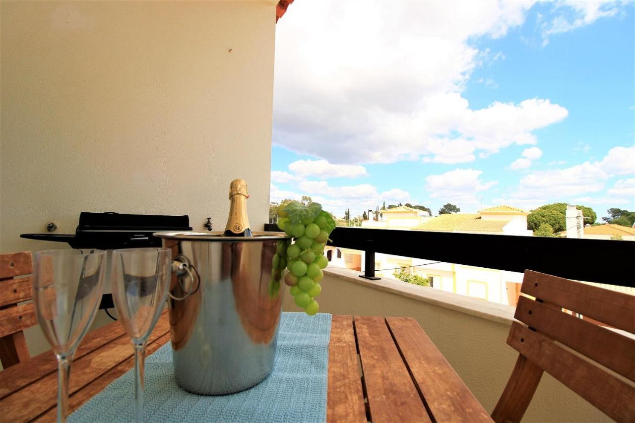 Apartment Portimao Classic With Pool By Homing