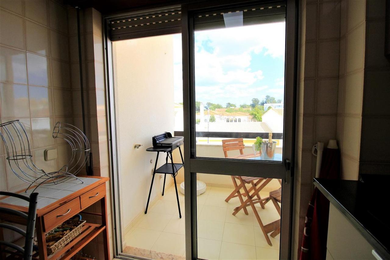 Portimao Classic With Pool By Homing Apartment Alvor