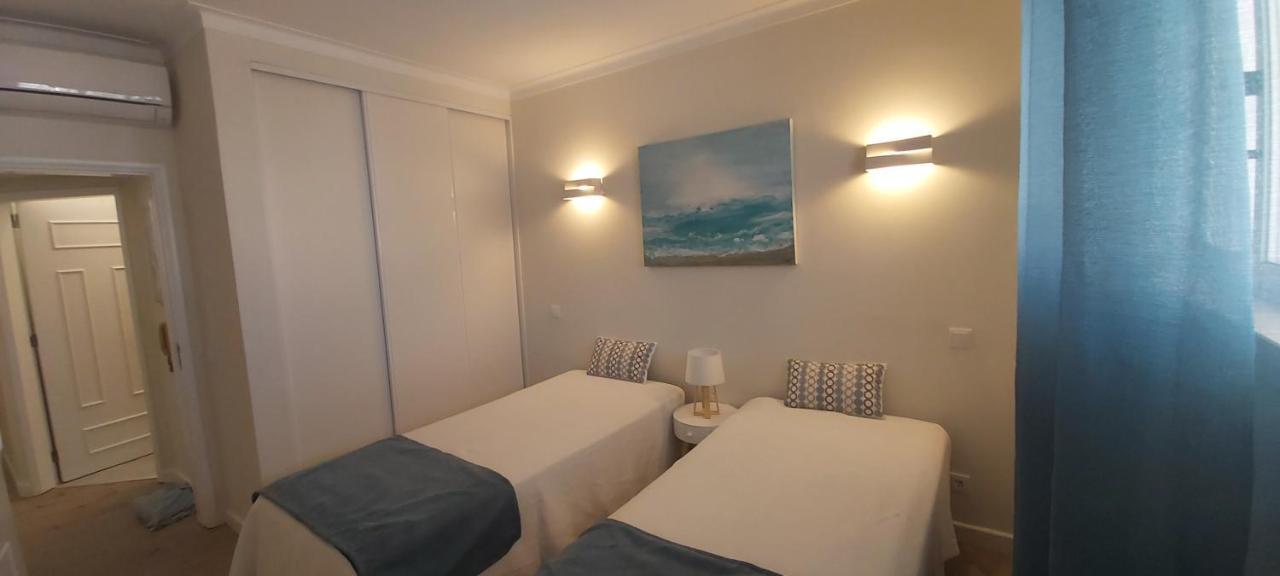 Apartamento S. Joao Apartment *