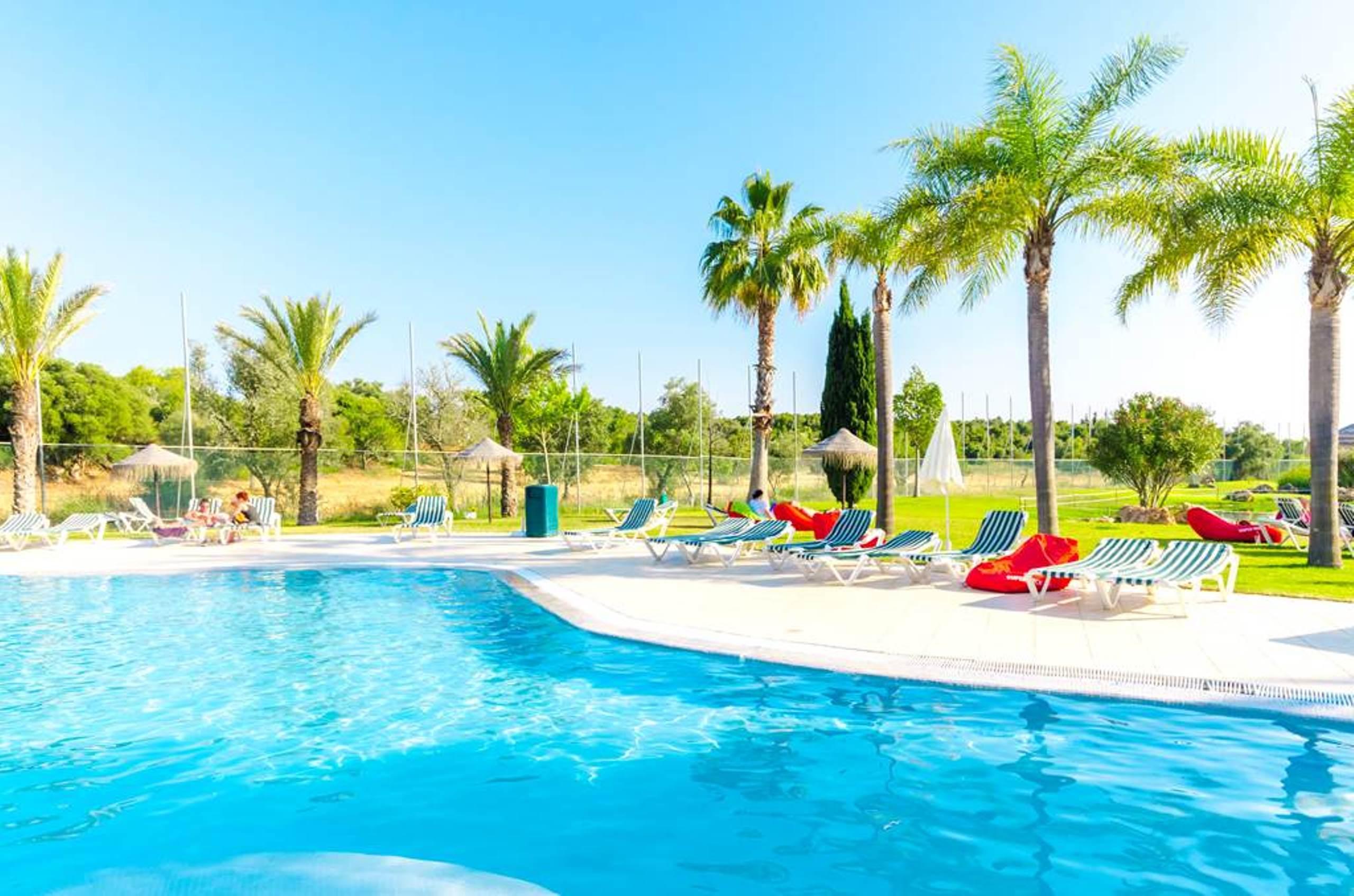 Yellow Garden - Hotel Alvor