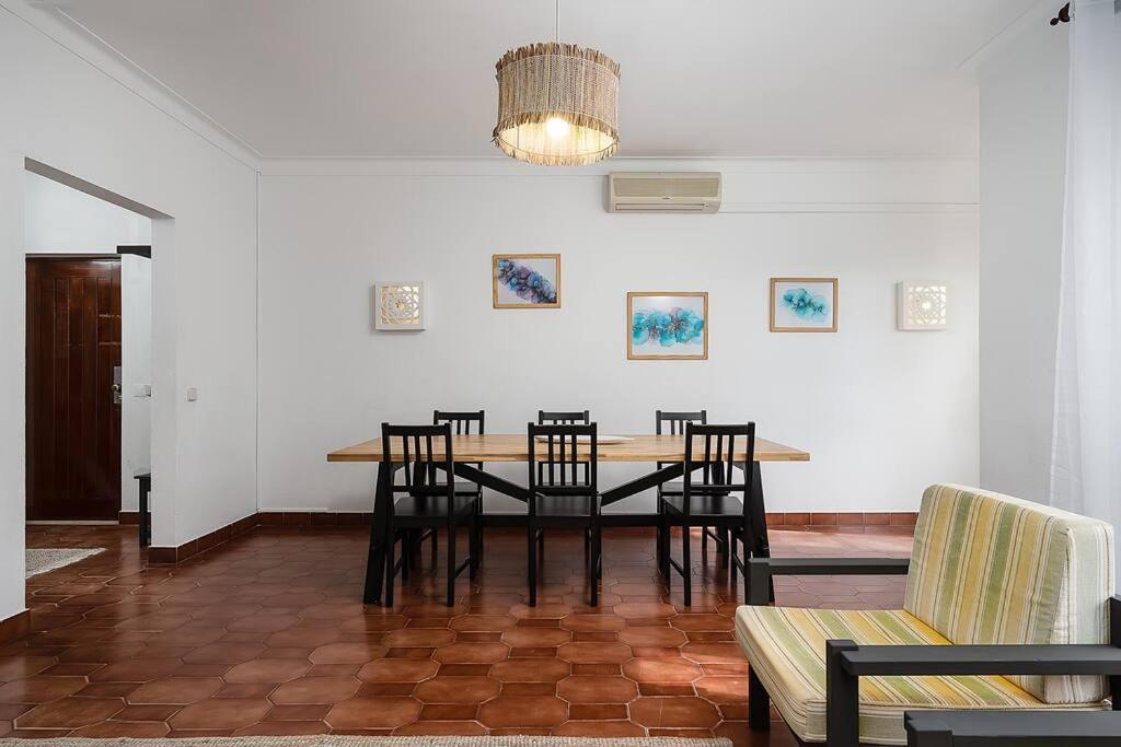 Apartment Spacious Near Beaches