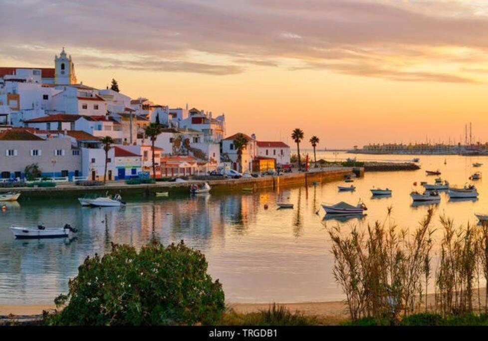 Spacious Near Beaches Apartment Alvor