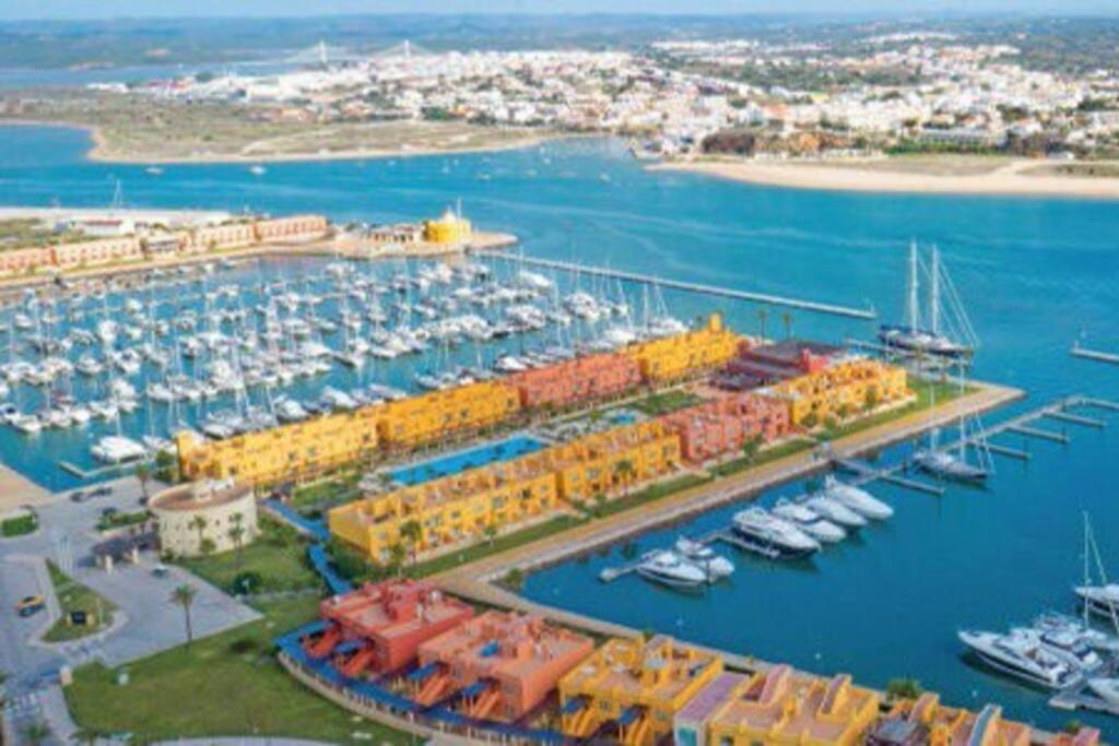 Apartment Spacious Near Beaches *