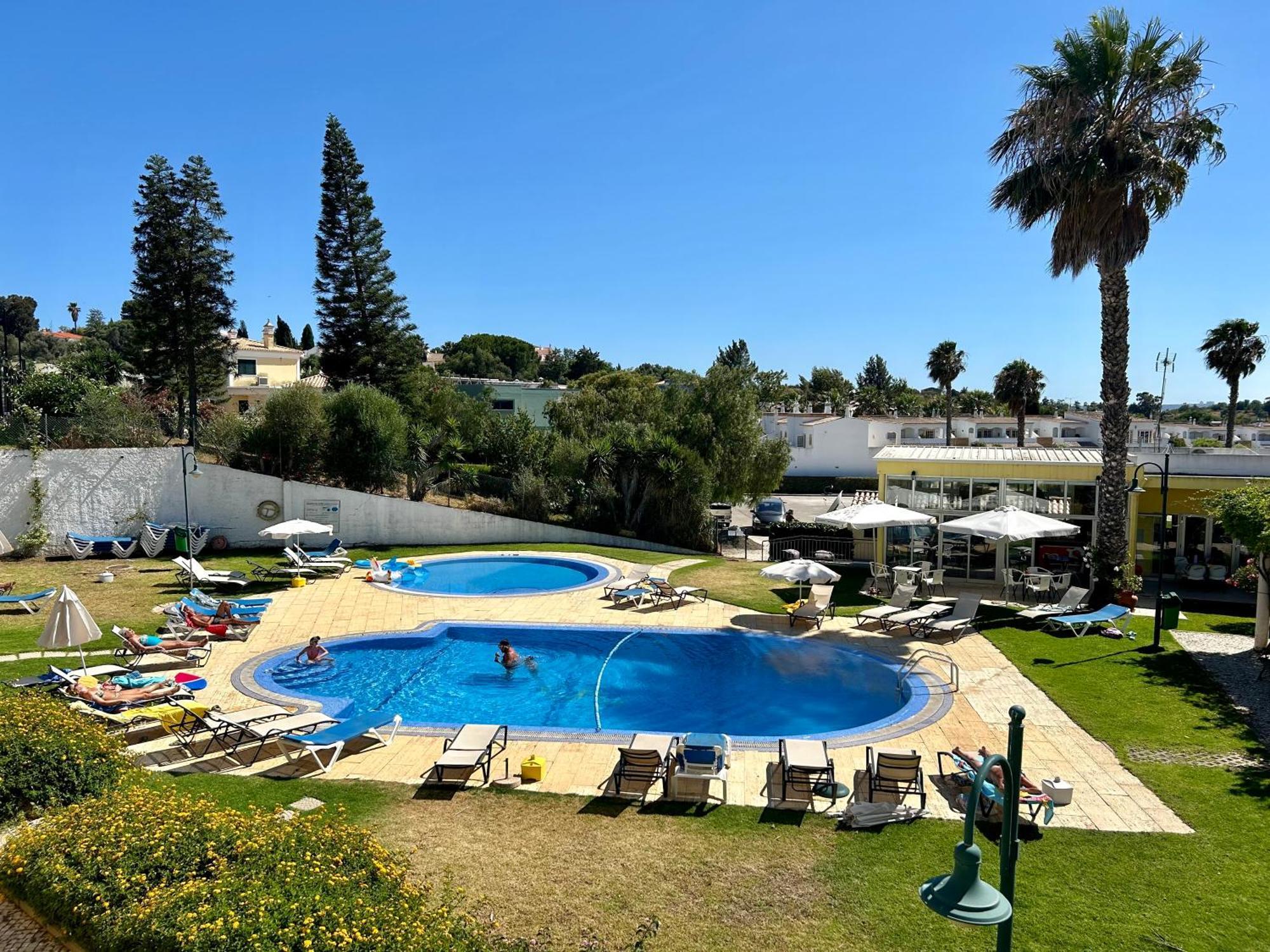 Apart-hotel Santa Teresinha