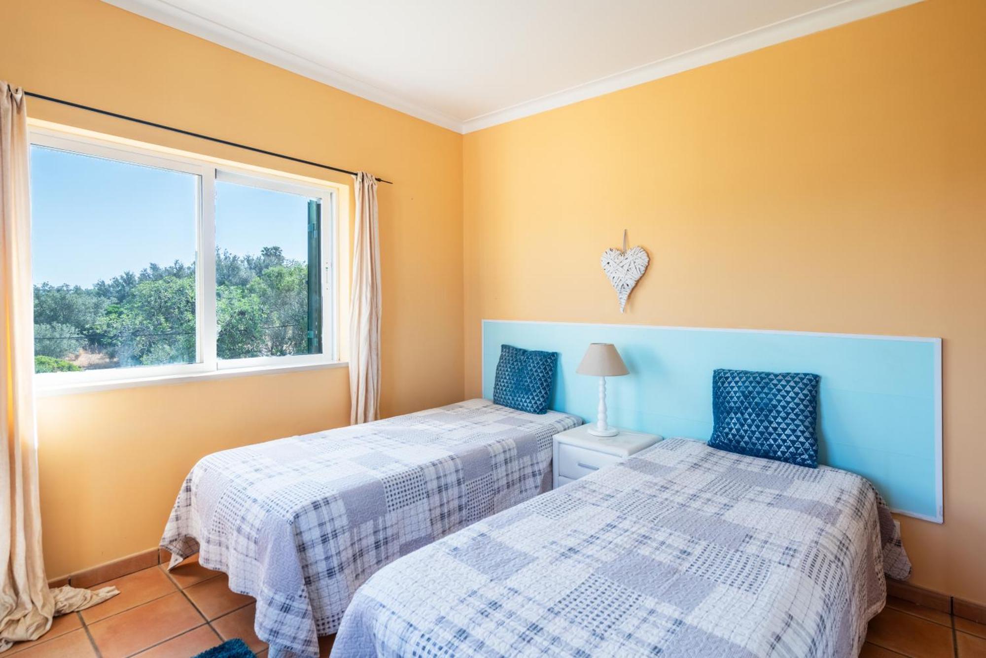 Orange Tree Villa In Alvor *