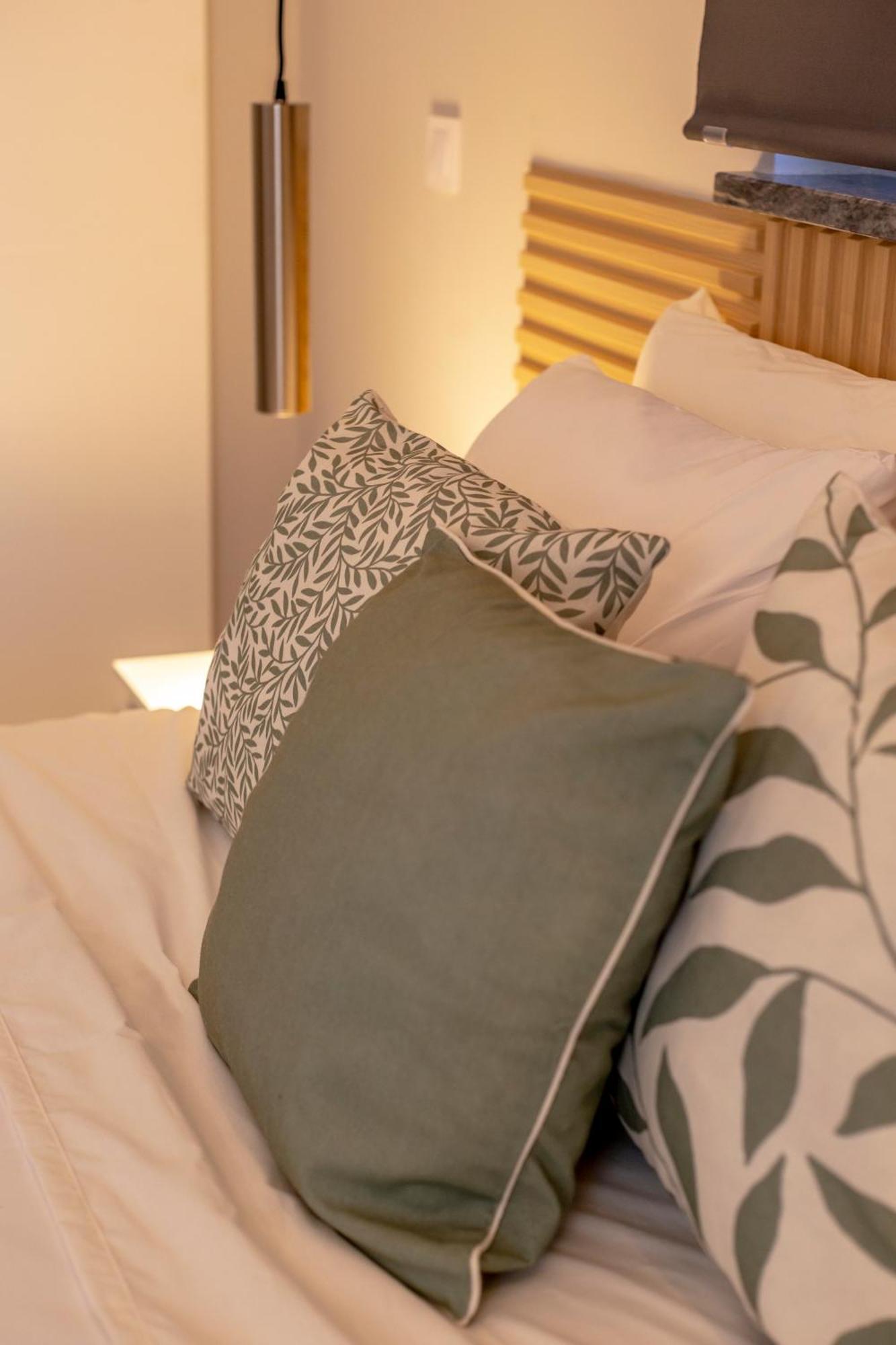 Family-friendly With Private Pool & Rooftop Oasis * Alvor