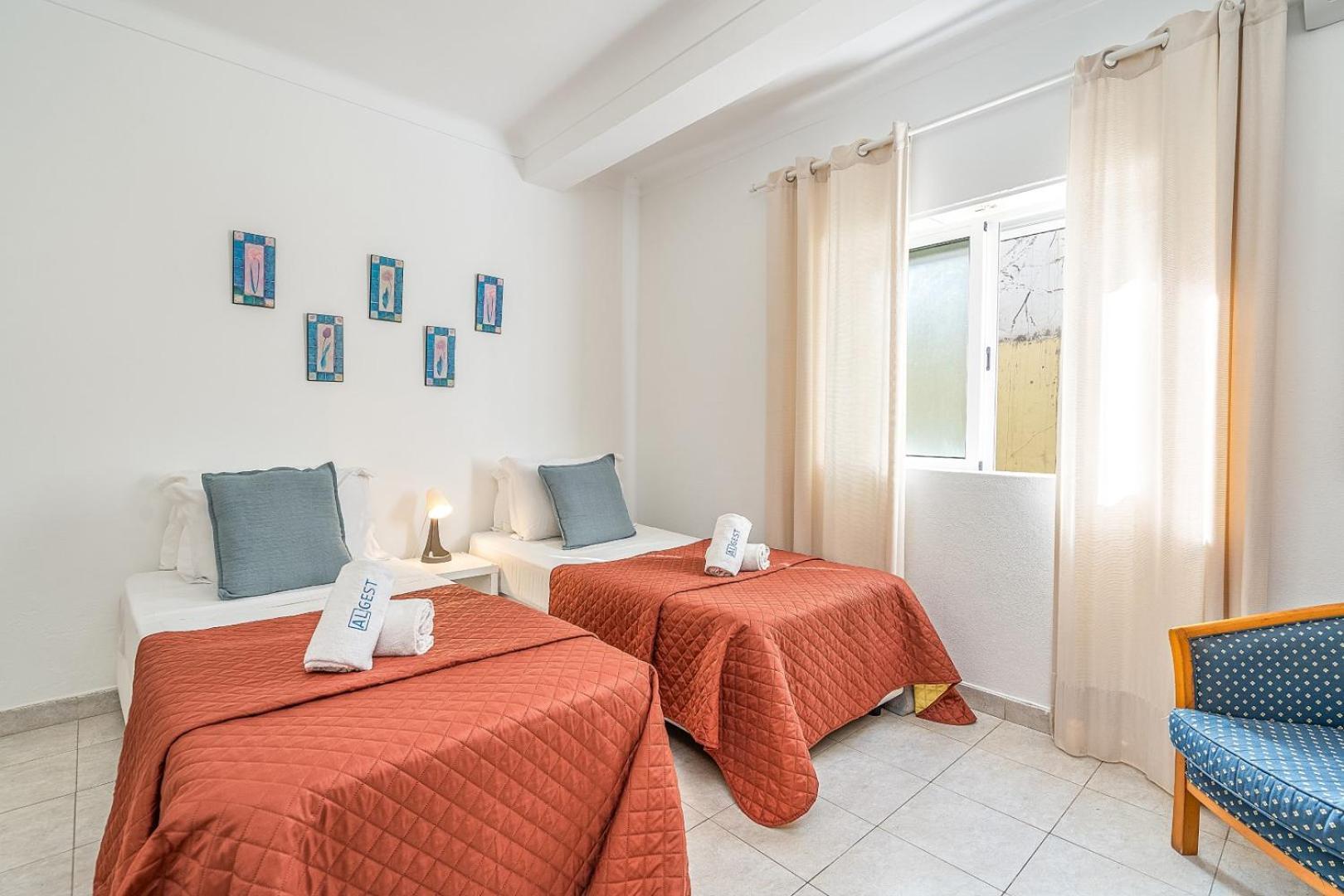 House Lagoon Alvor