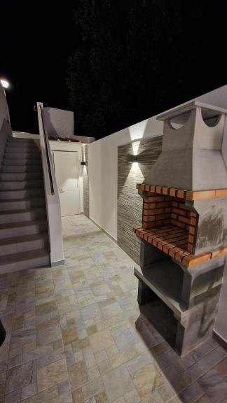 Pool House Estrelas Dourada * Alvor