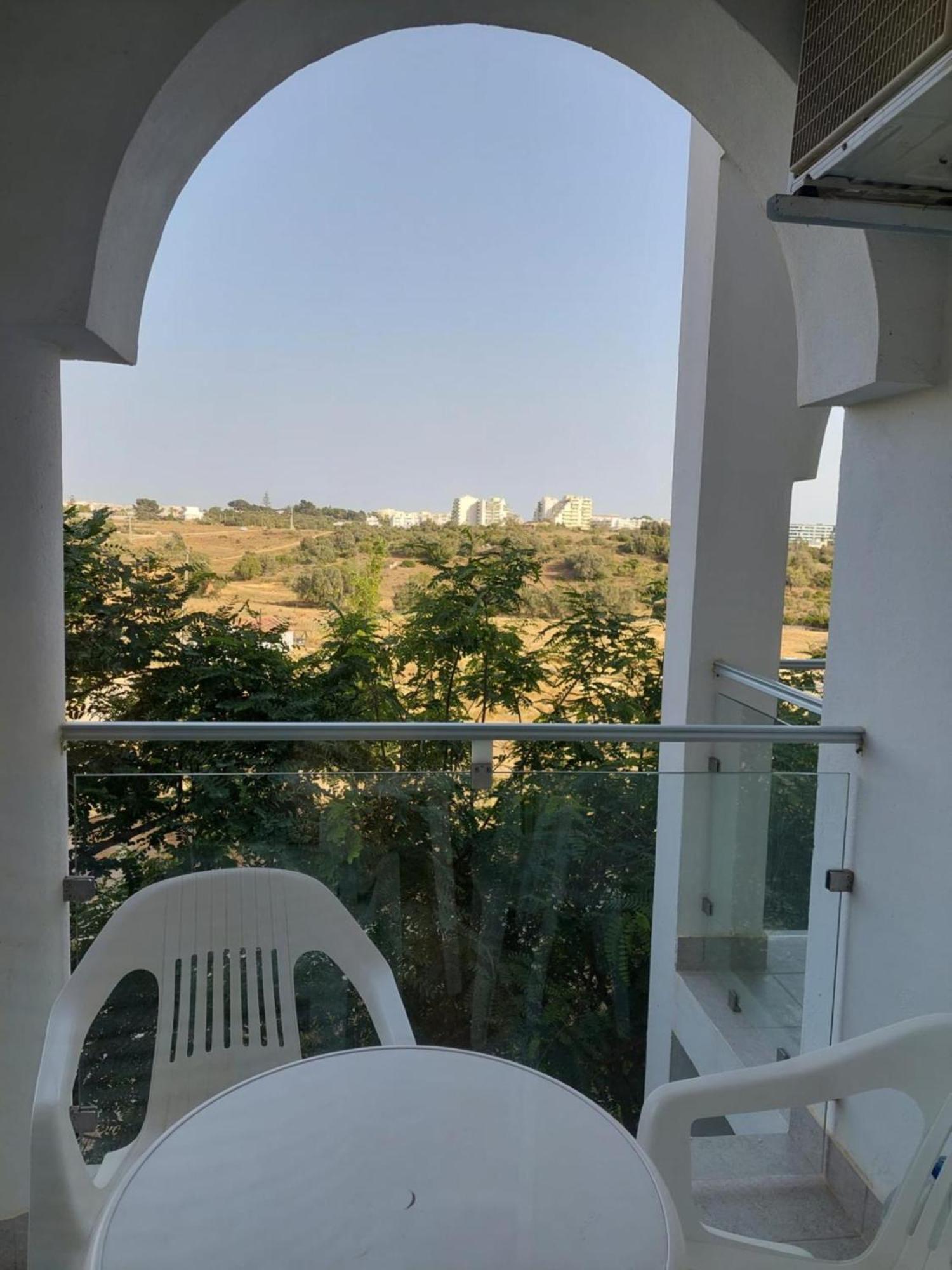 White Light Terrace Flat