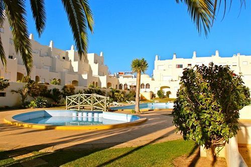 Aparthotel Vilamor 3*