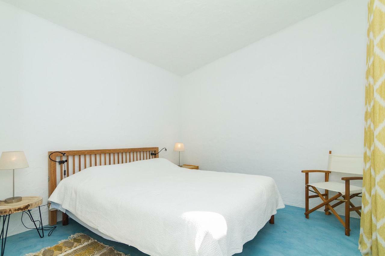 Liiiving In Algarve - Blue Villa