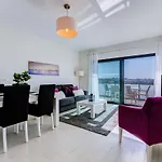 One Bedroom Apartment In Albur Village 2N