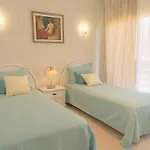 Amazing Alvor Villa