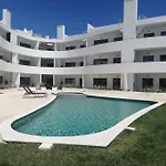 Apartment 2 Bedrooms , Centre Of Alvor, Open View And Private Parking