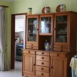 Spacious Portuguese Flat With Pool Next To Beach