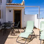 Urban Beach - Vista Bonita