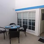 António B
