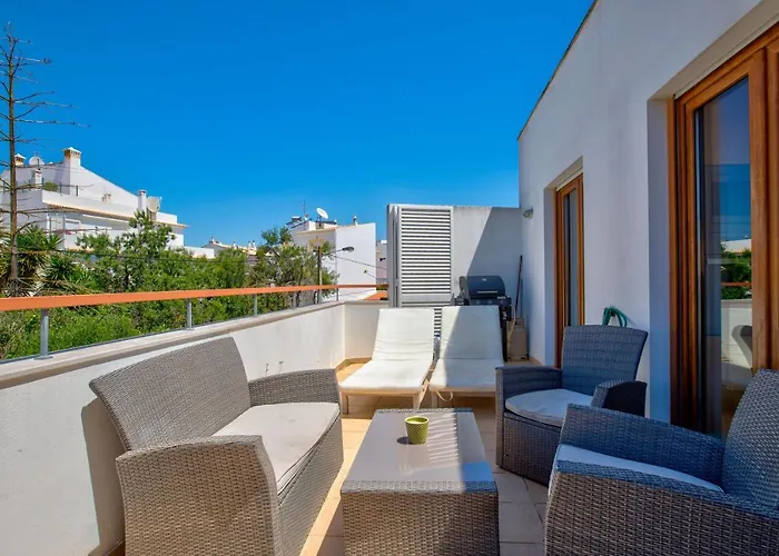 Rooftop Pool Two Bedroom Apartment In Alvor