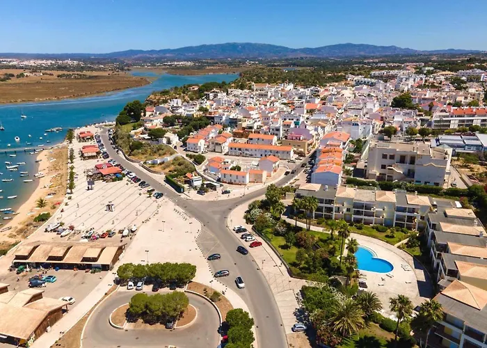 One Bedroom Apartment With Stunning Views