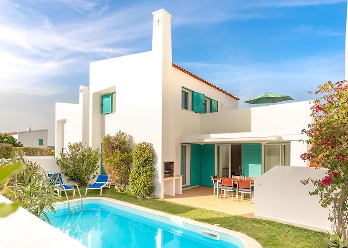 L&A Villa With Private Heated Pool In Prainha