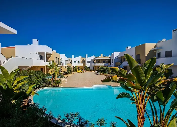 One Bedroom Apartment In Albur Village 2N