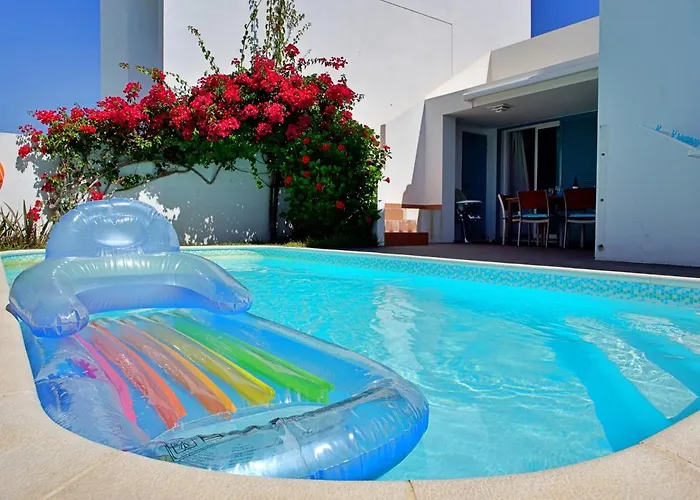 Casa Da Prainha - Private Pool, Next To The Beach