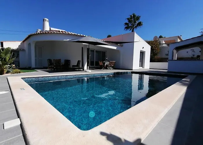 Modern Villa Near The Sea And Town Centre