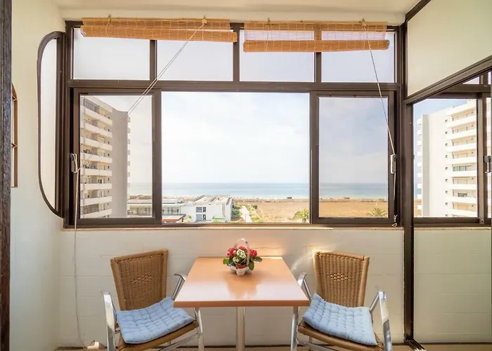 Blanco Apartments Lk