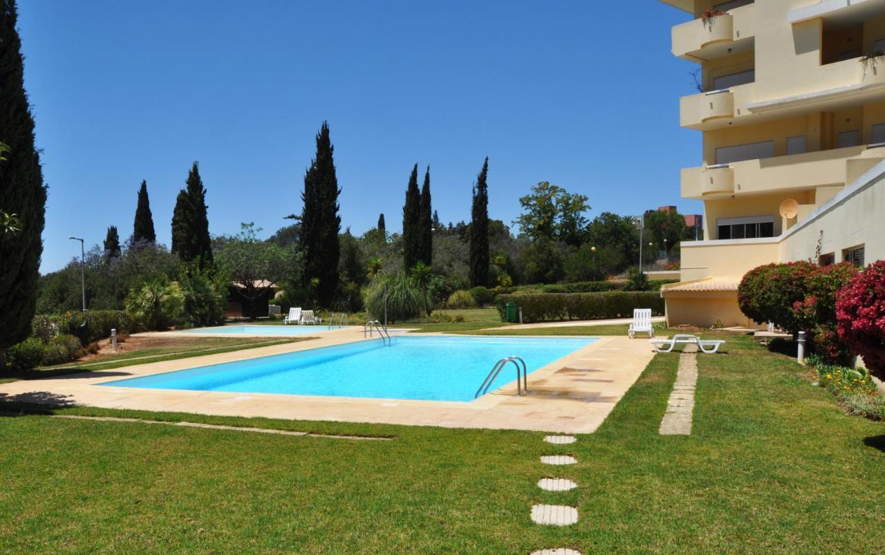 Apartment Few Steps To The Alvor