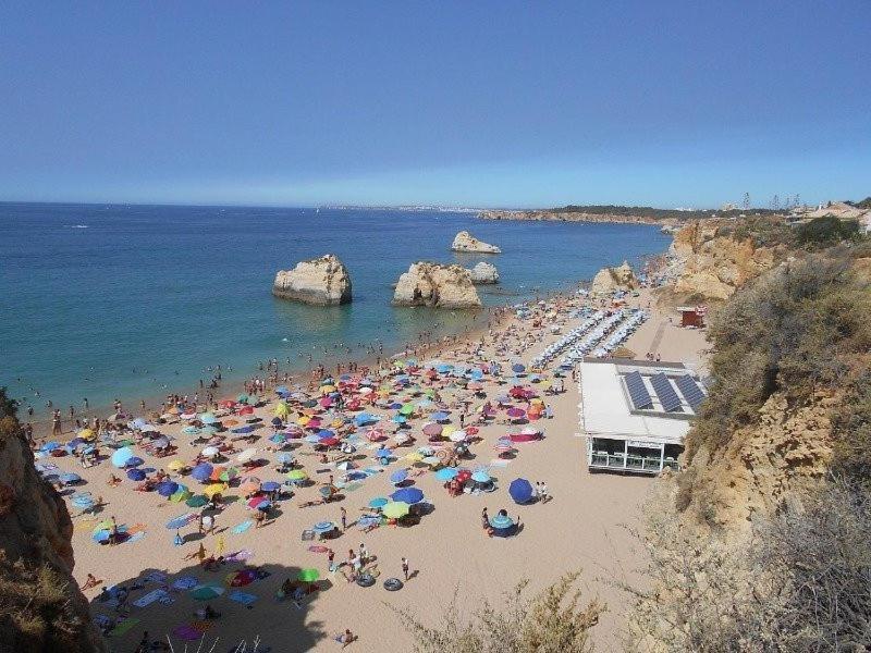 Vp Flat With Balcony And Pool View Apartment Alvor