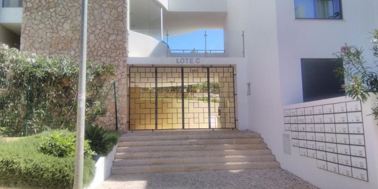 Apartment T2 De Luxo Em Albur-village A 10 Minutos Da A Pe *
