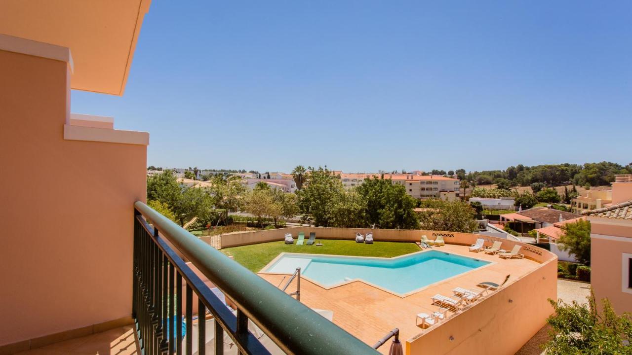 Apartamento Glamorous 1Bdr Apartment W/ Balcony And Pool By Lovelystay Alvor