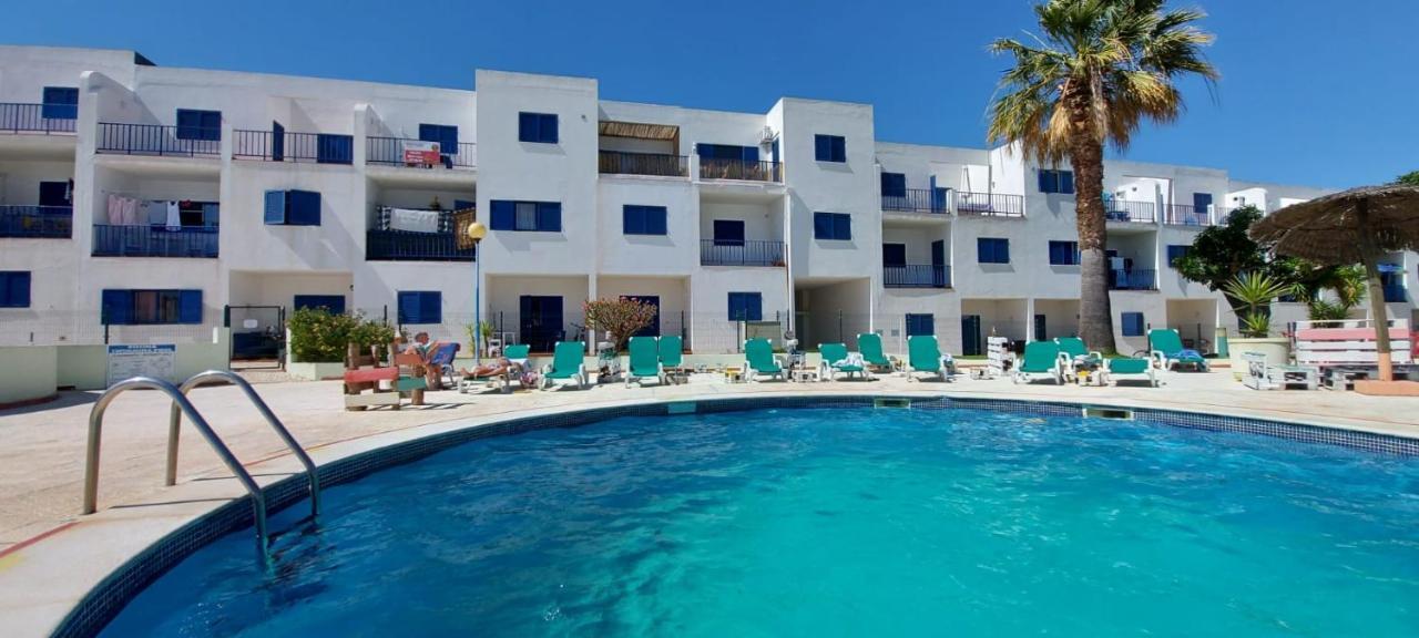Alvor Balcony With Pool By Homing *