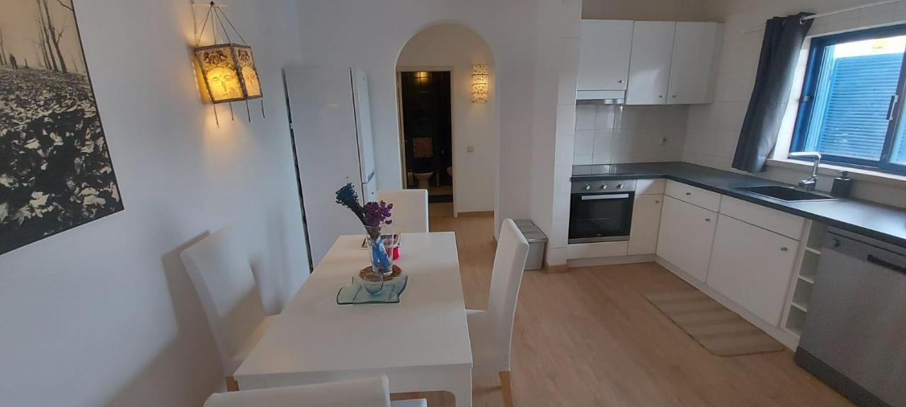 Alvor Balcony With Pool By Homing Apartamento Alvor