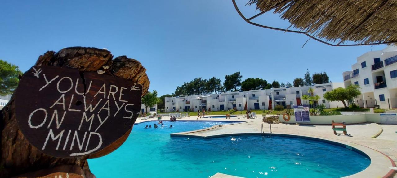 Alvor Balcony With Pool By Homing Apartamento