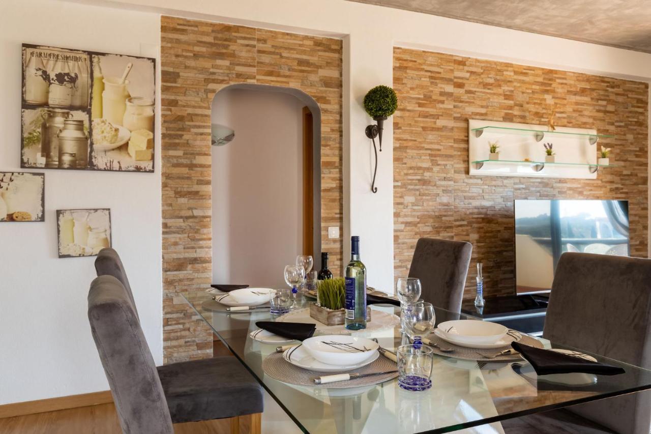 Apartment Lovely One Bedroom In Alvor