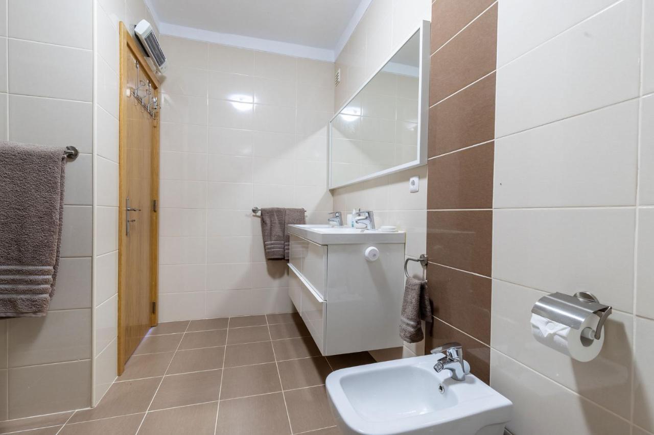 Apartment Lovely One Bedroom In Alvor