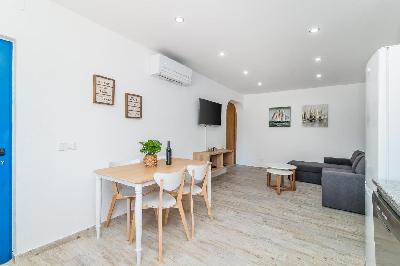 Apartment Condominium With Swiming Pool 112b