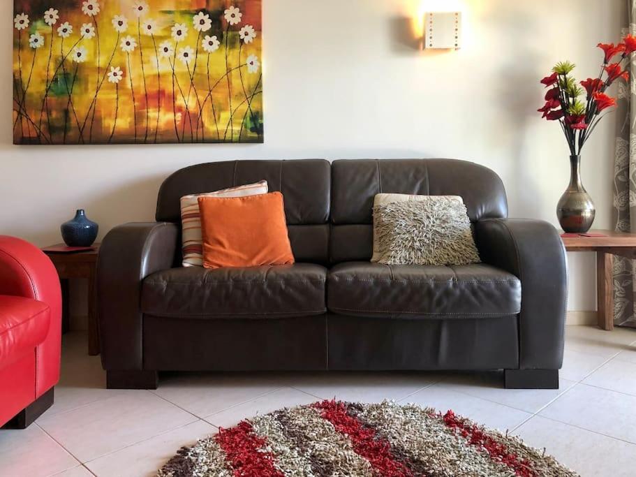 Beautiful With Shared Pool,vila Da Alvor