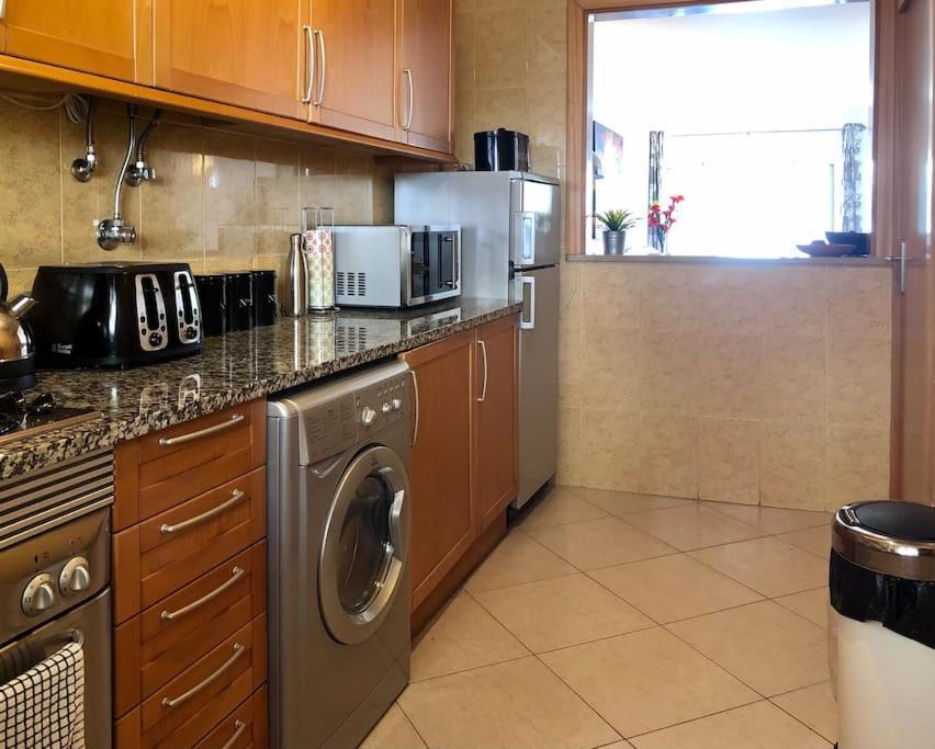 Beautiful With Shared Pool,vila Da Apartamento Alvor