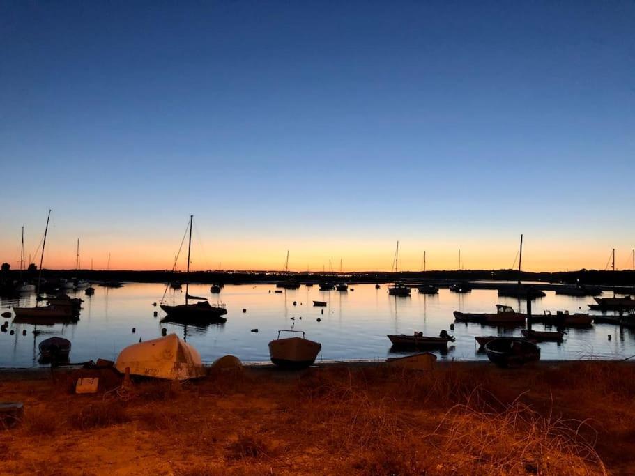 Beautiful With Shared Pool,vila Da * Alvor