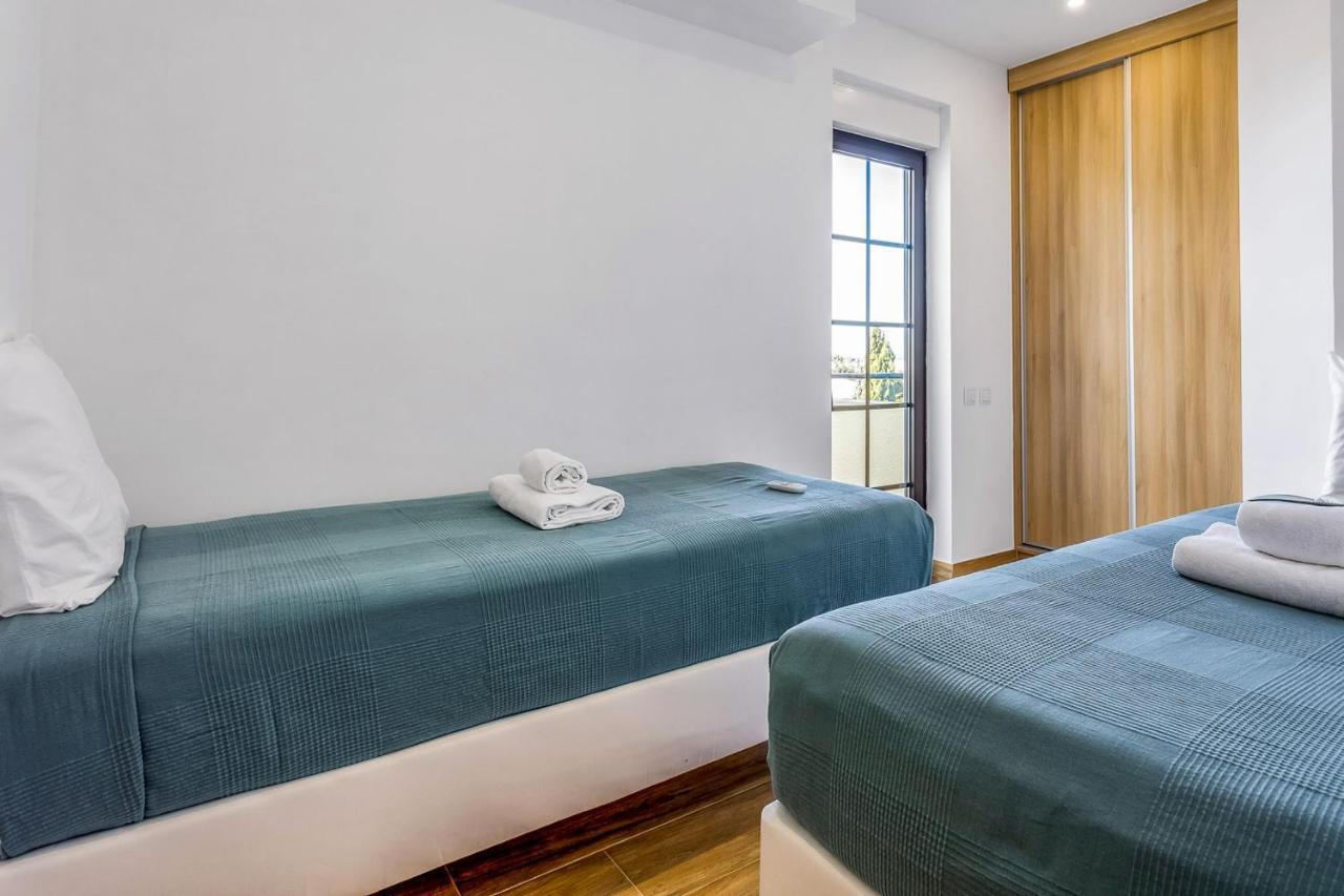 Quinta Dos Arcos 2br W/ Ac & Pool By Lovelystay Alvor